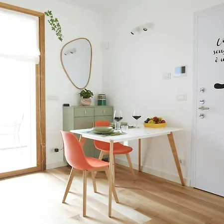 Apartment Nuovissimo Monolocale In Centro Milan